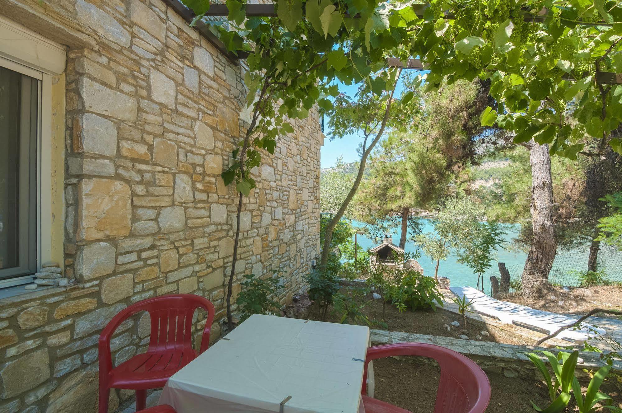 Petra Mare Apartment Thimonia Luaran gambar